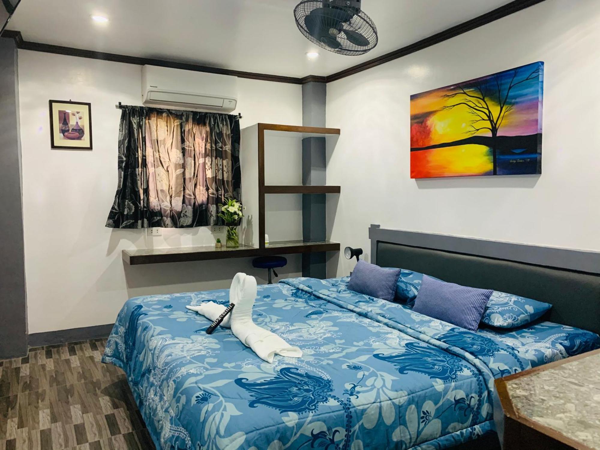 Badladz Beach And Dive Resort Puerto Galera Room photo